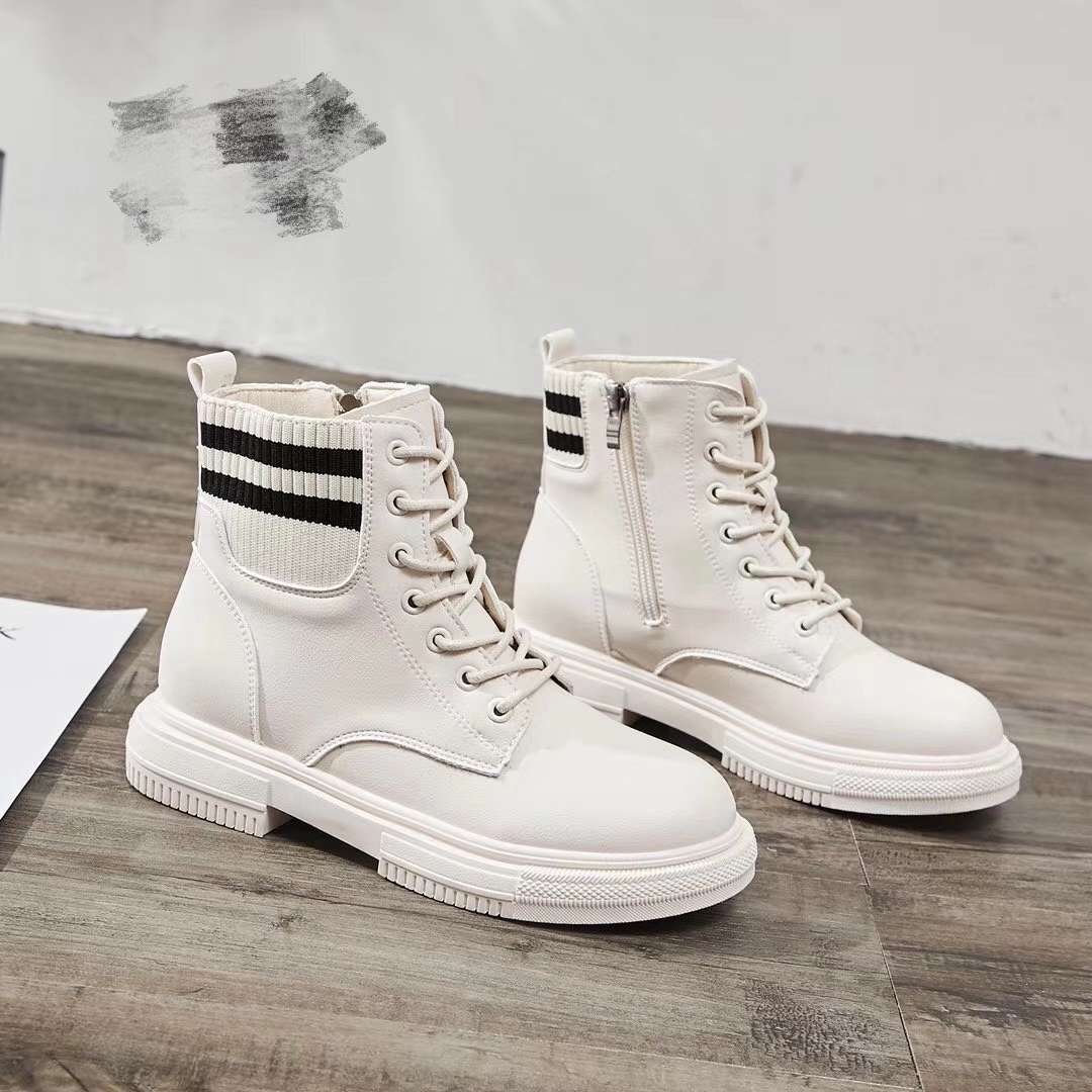 Genuine leather ankle boots details Picture