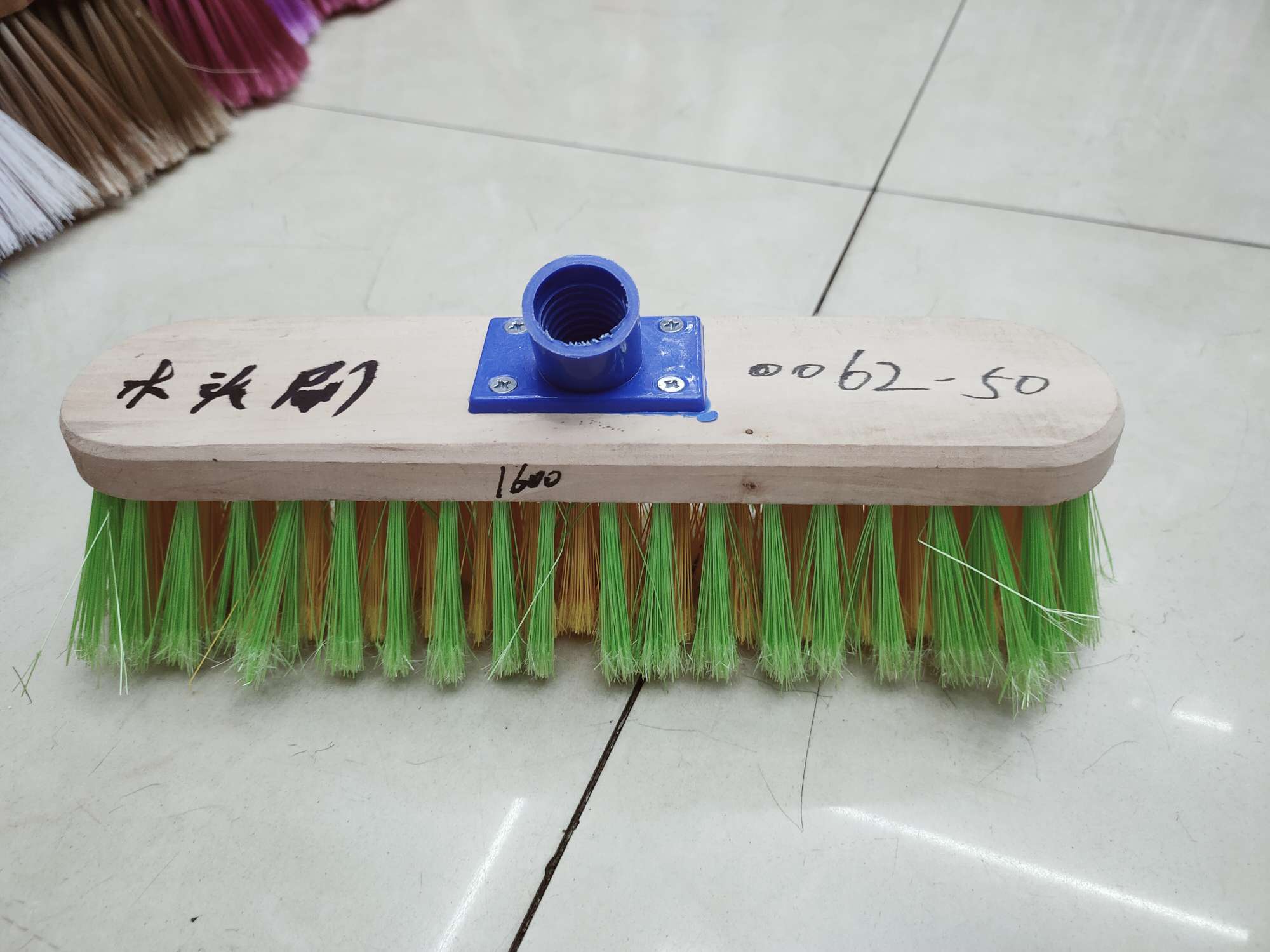 Wooden broom Application Scenario
