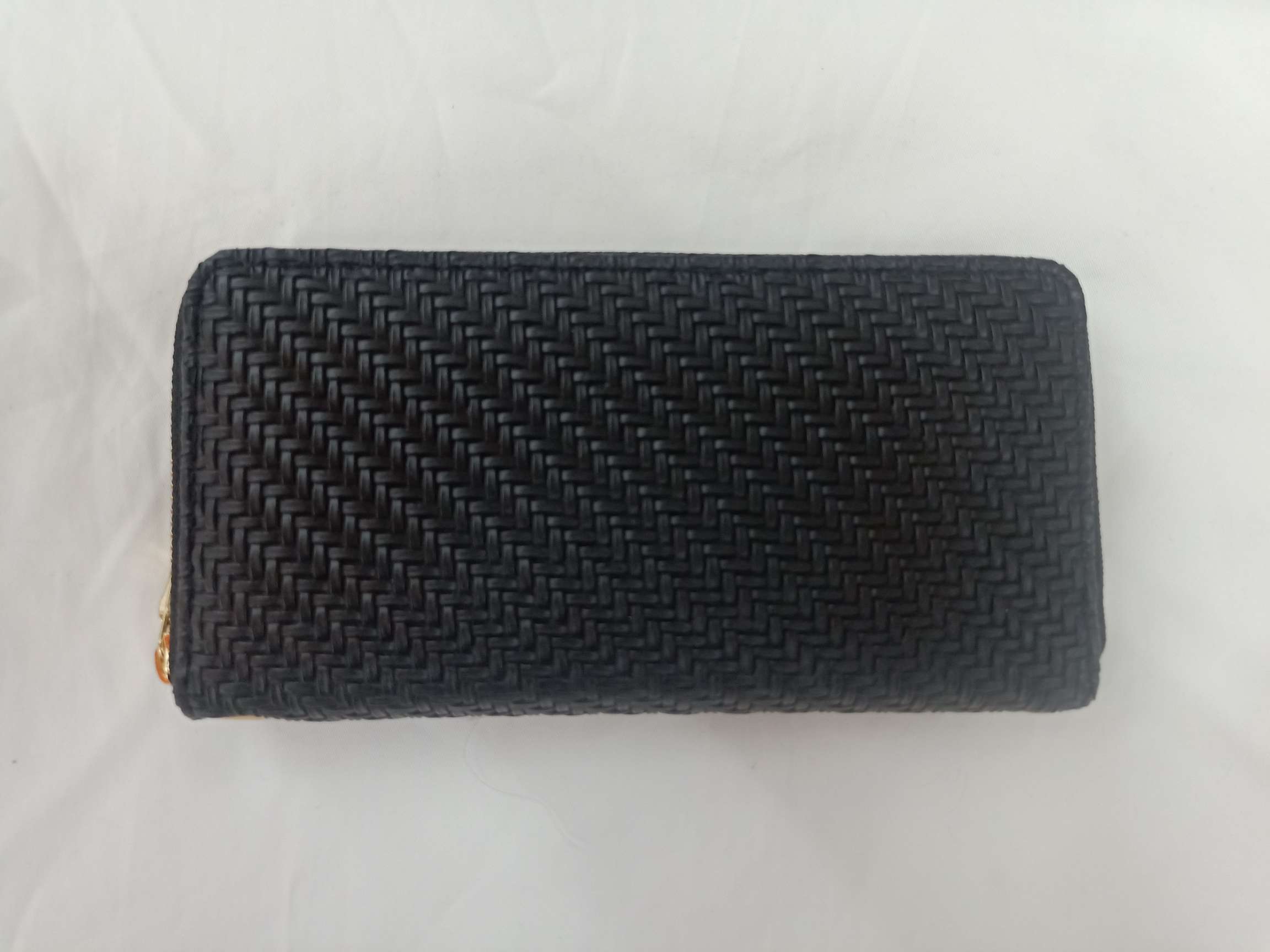 PU woven single pull purse thumbnail