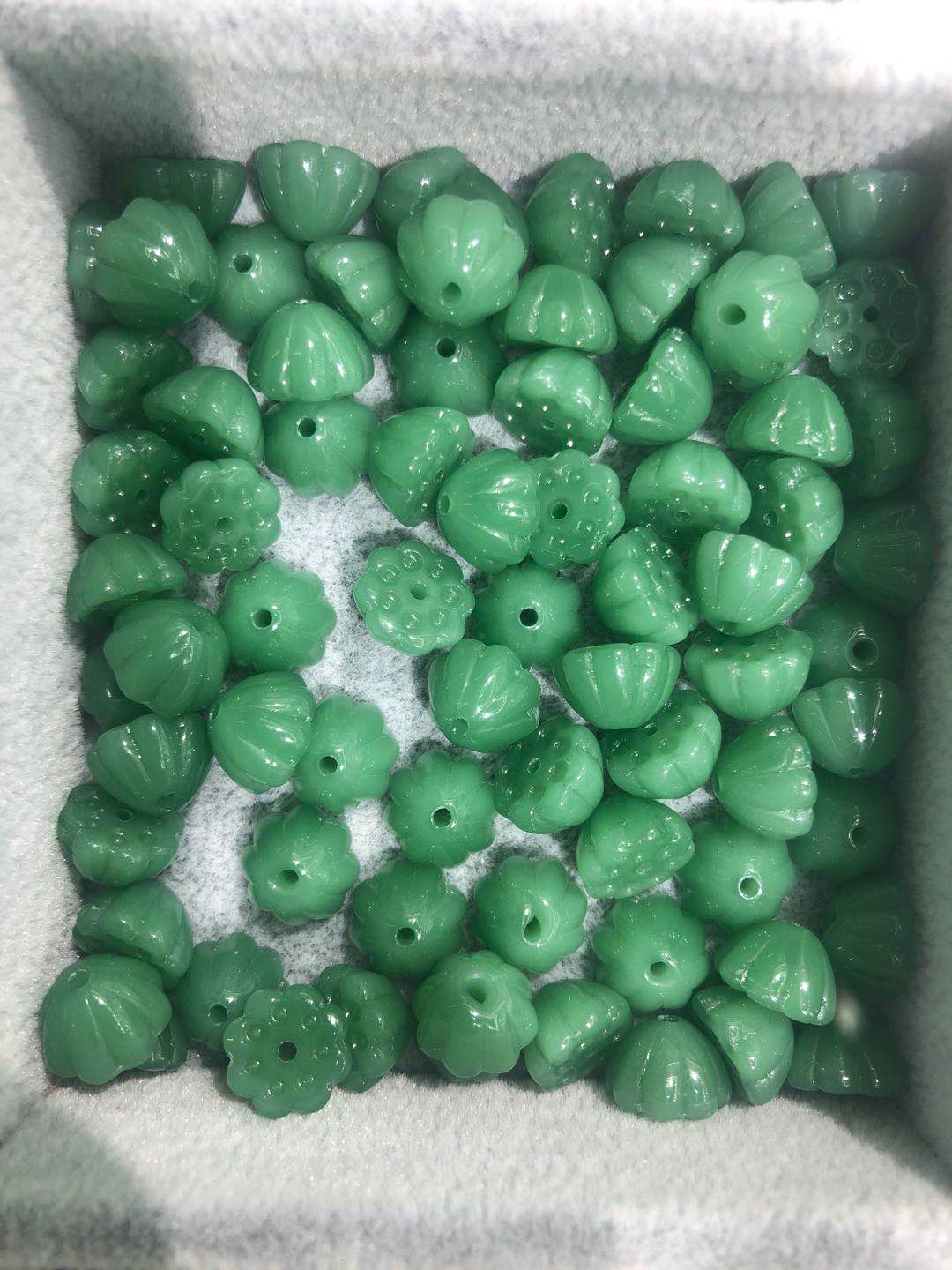 Materials for making lotus pod pendant headwear Application Scenario