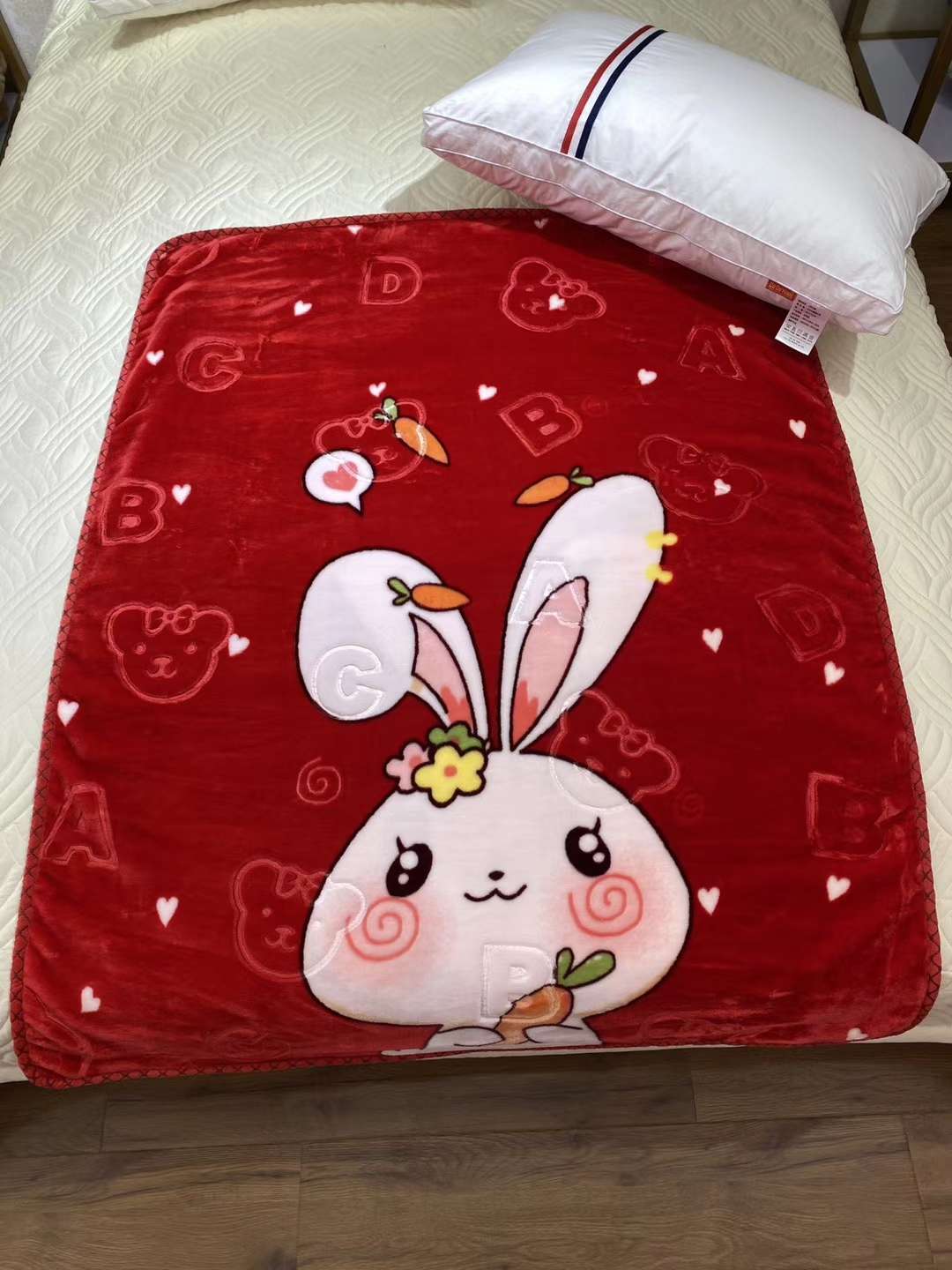 100*130 high-end children's cloud blankets, baby blankets and infant bedding Specification image