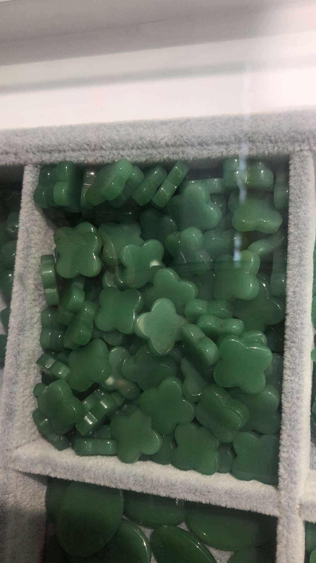 Four-leaf clover necklace, bracelet and headwear production material package