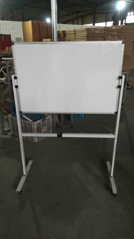 白板带支架产品图