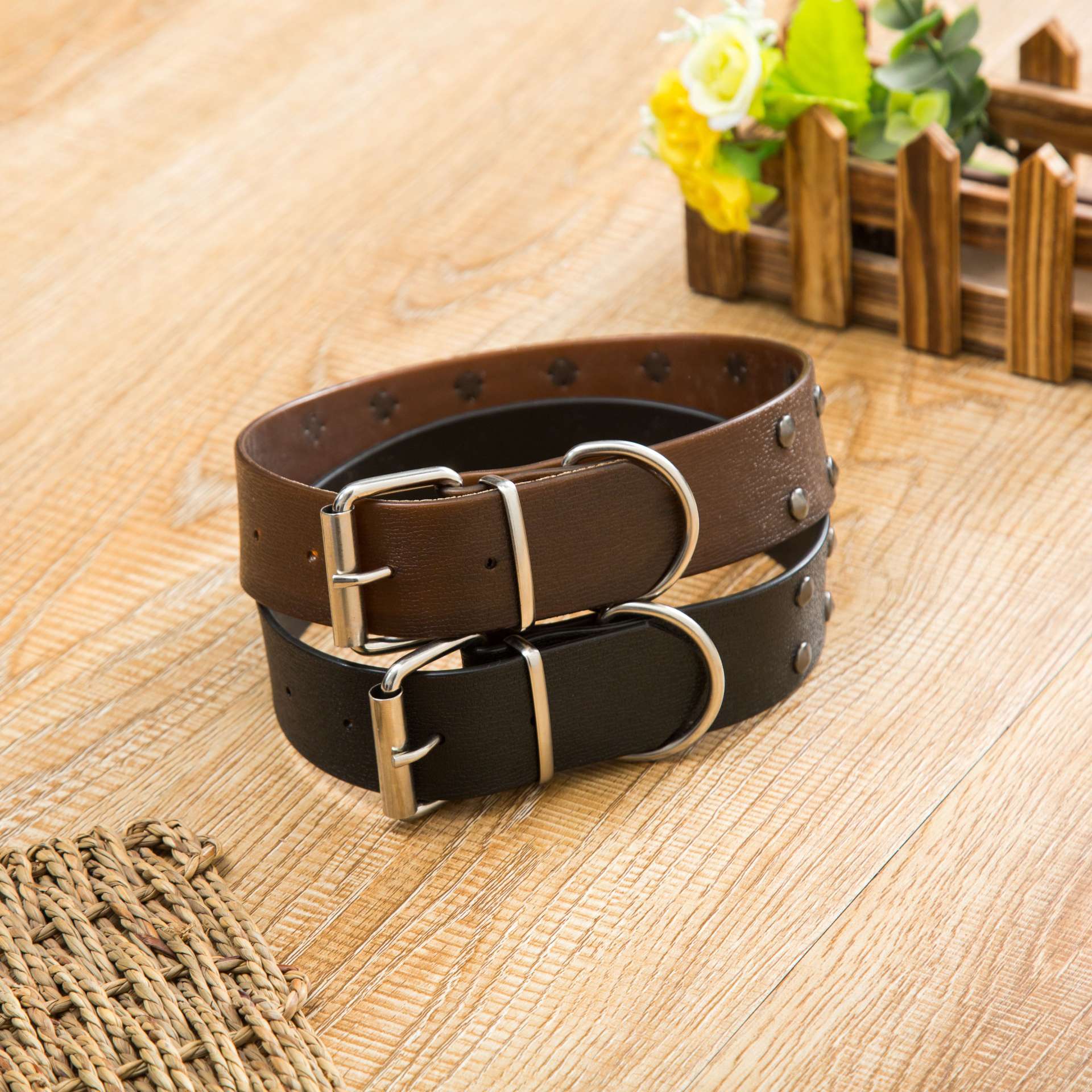 宠物宝宝们PU皮带项圈加上双排铜泡钉，尽显高端大气上档次！详情图8