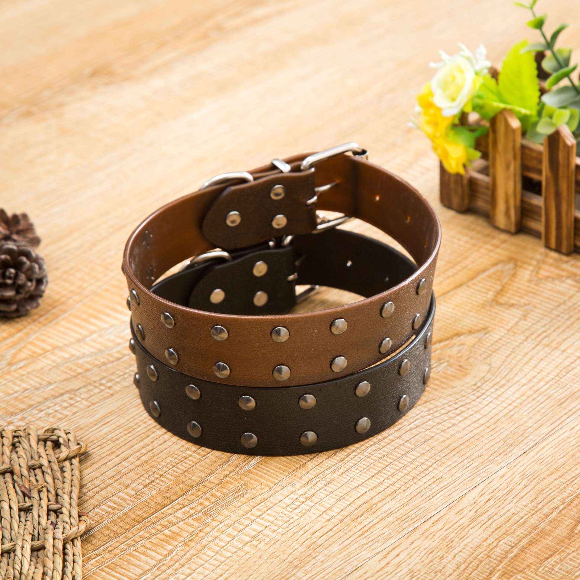 宠物宝宝们PU皮带项圈加上双排铜泡钉，尽显高端大气上档次！详情图7