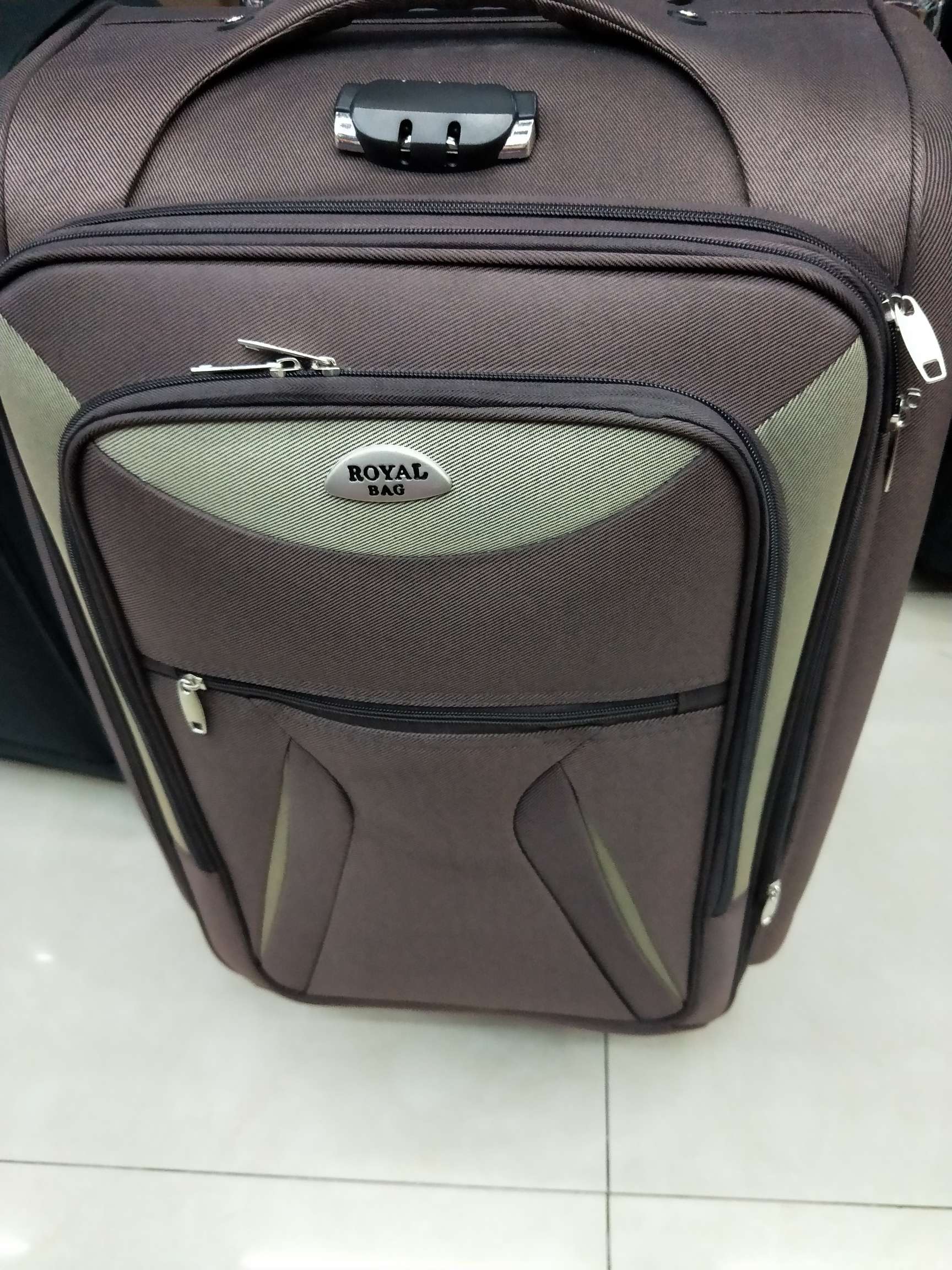 8880 Three-Piece Trolley Box details Picture