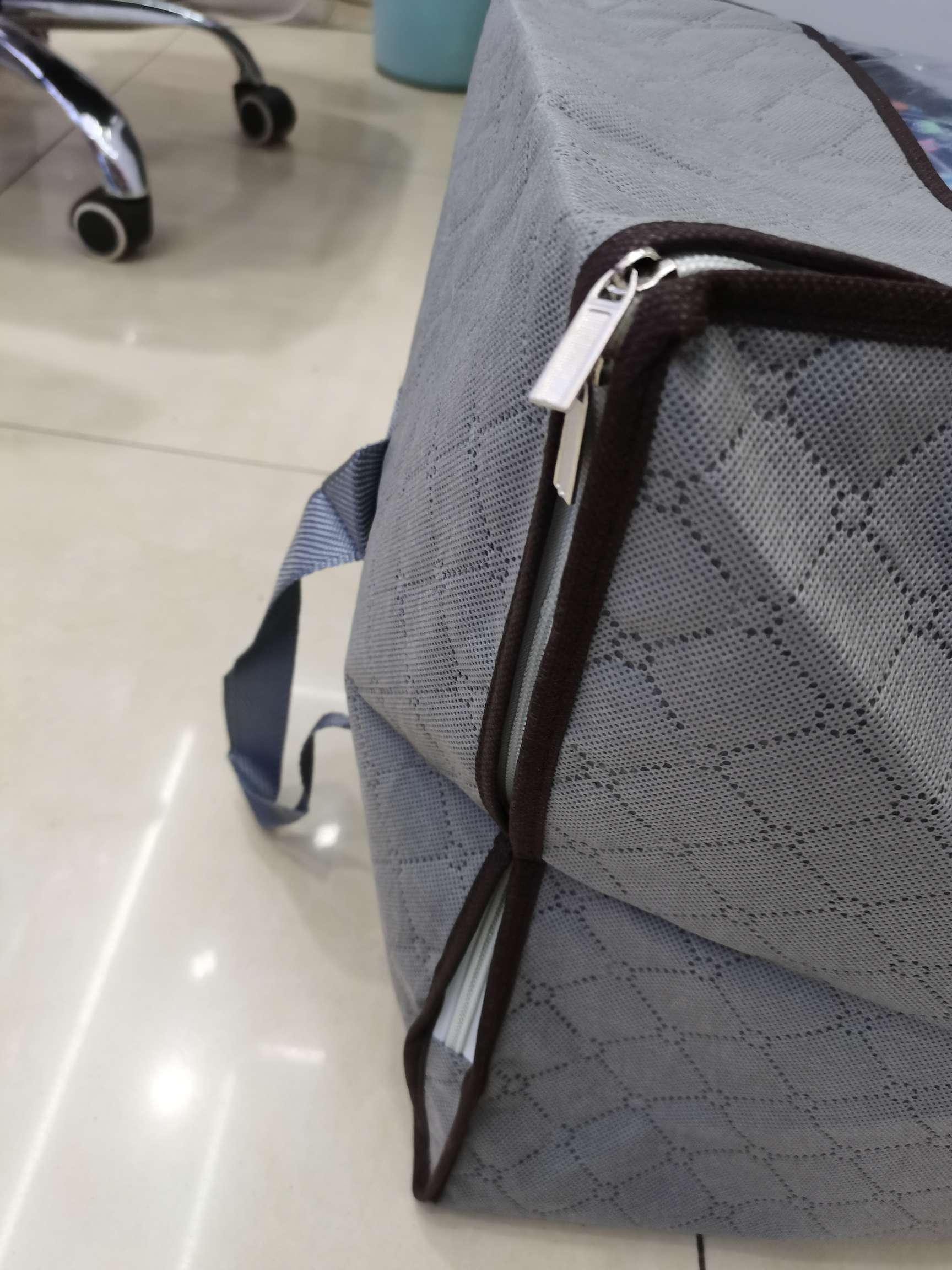Embossed storage bag Application Scenario