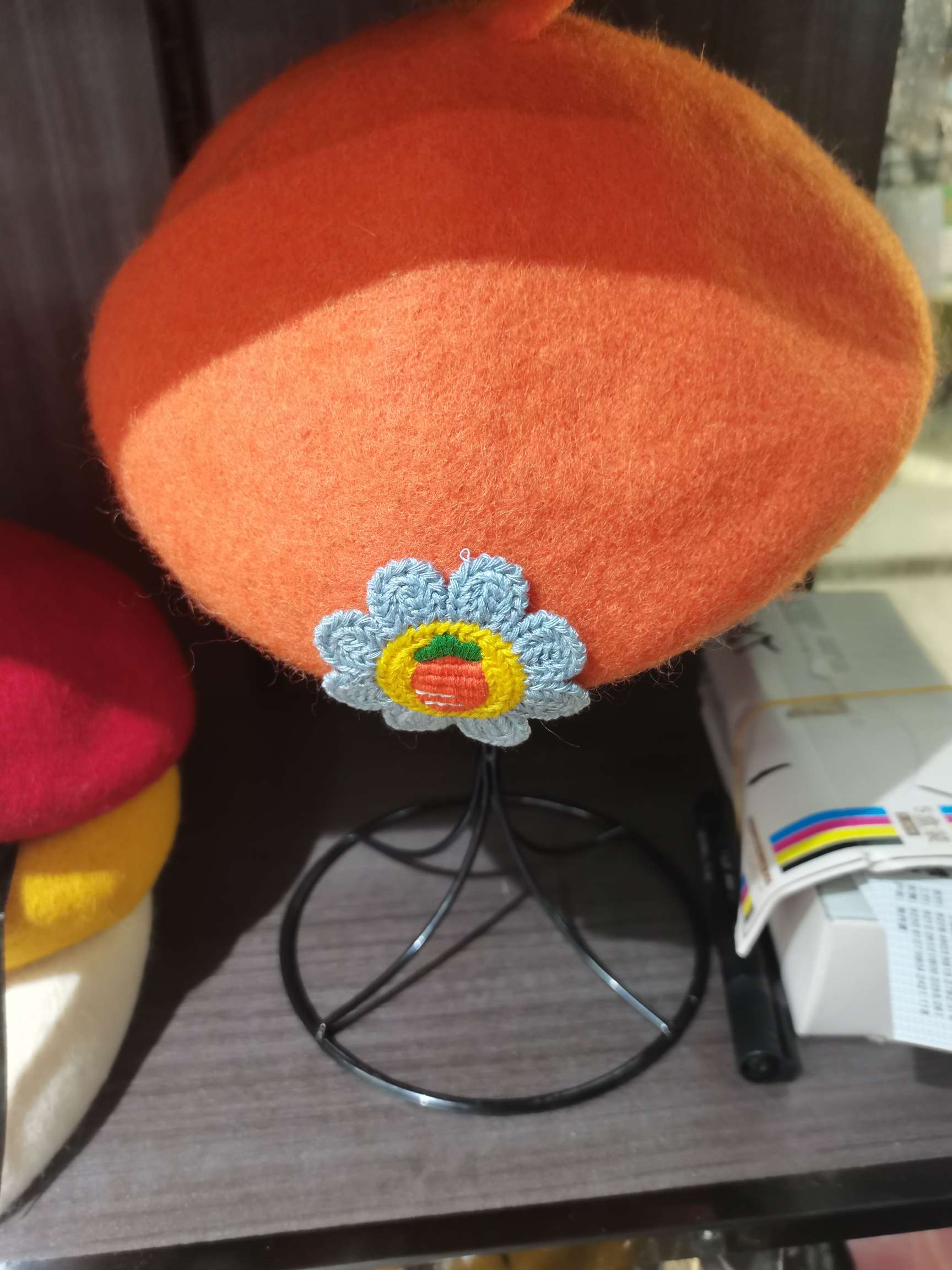 Children's Wool Berets With Large Flowers Application Scenario