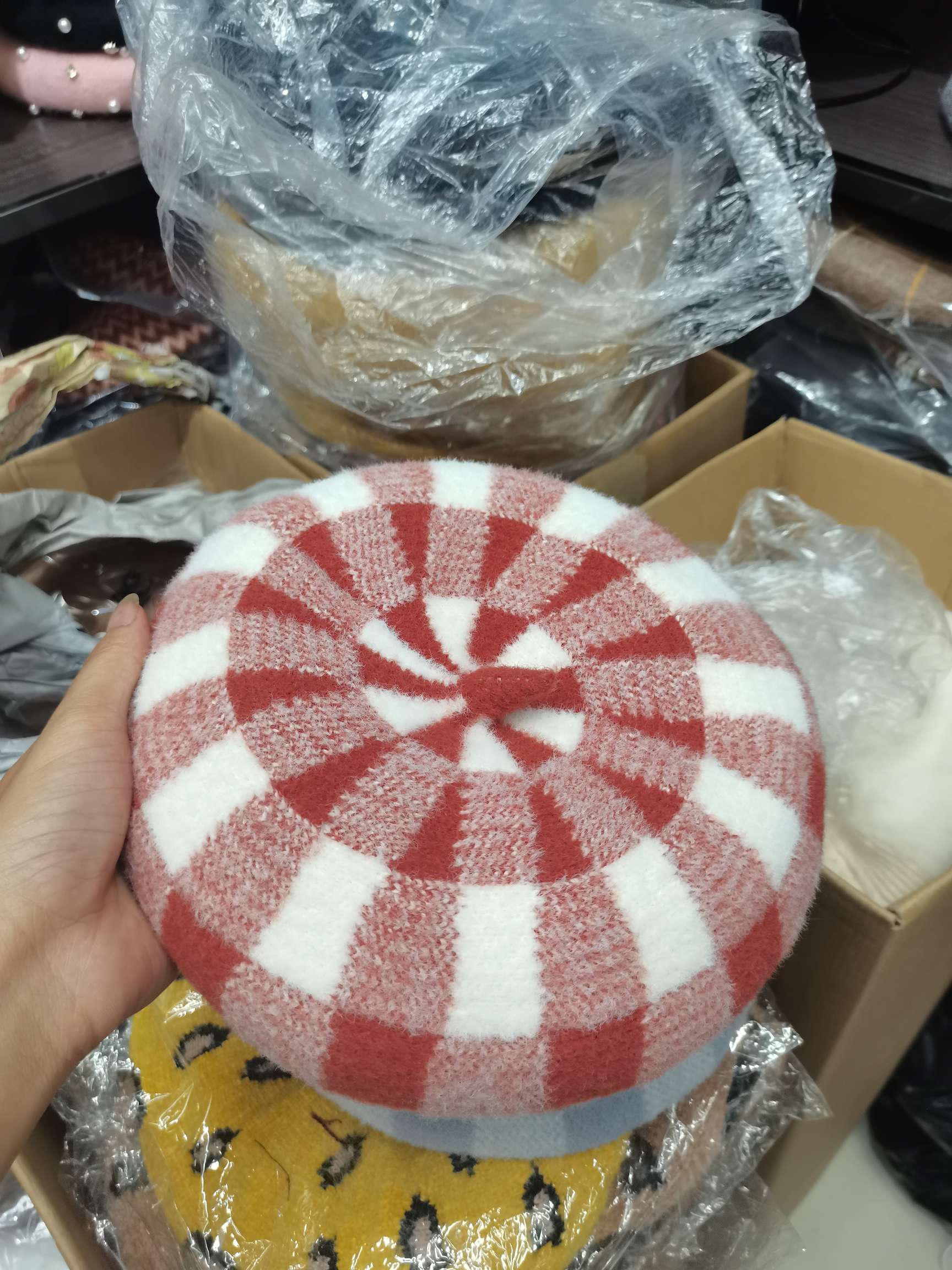 Mesh Wool Beret undefined