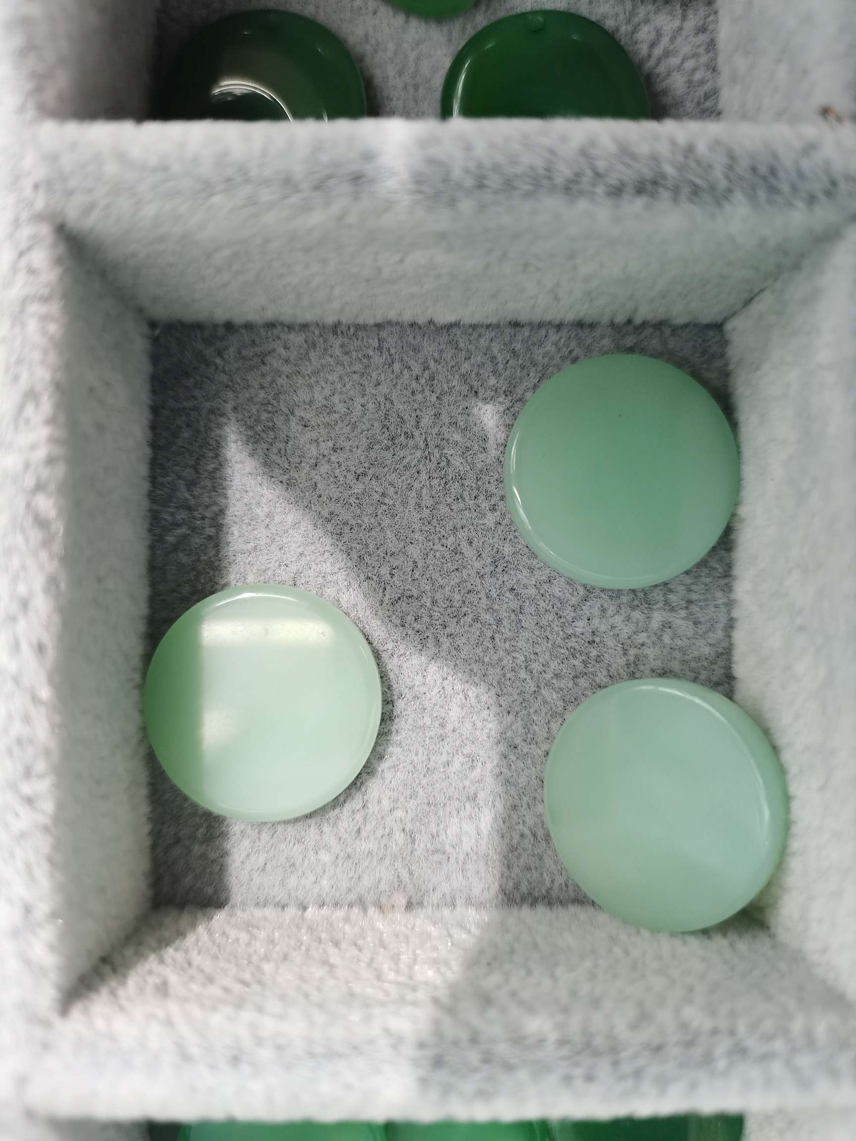 Materials for making 20# round pendants