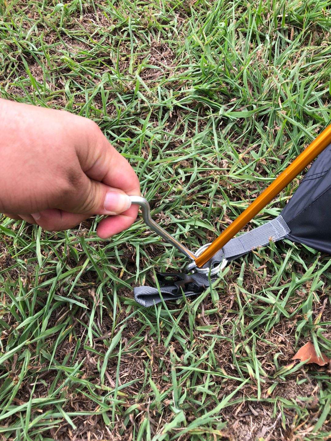 Yuelai Inn offers ultra-light 3-4 person tents, aluminum pole tents, camping and barbecue tents, manual tents, and double-layer tents undefined