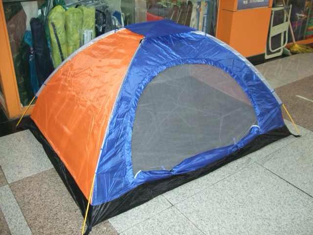 2*1.8 Three people open the tent together undefined