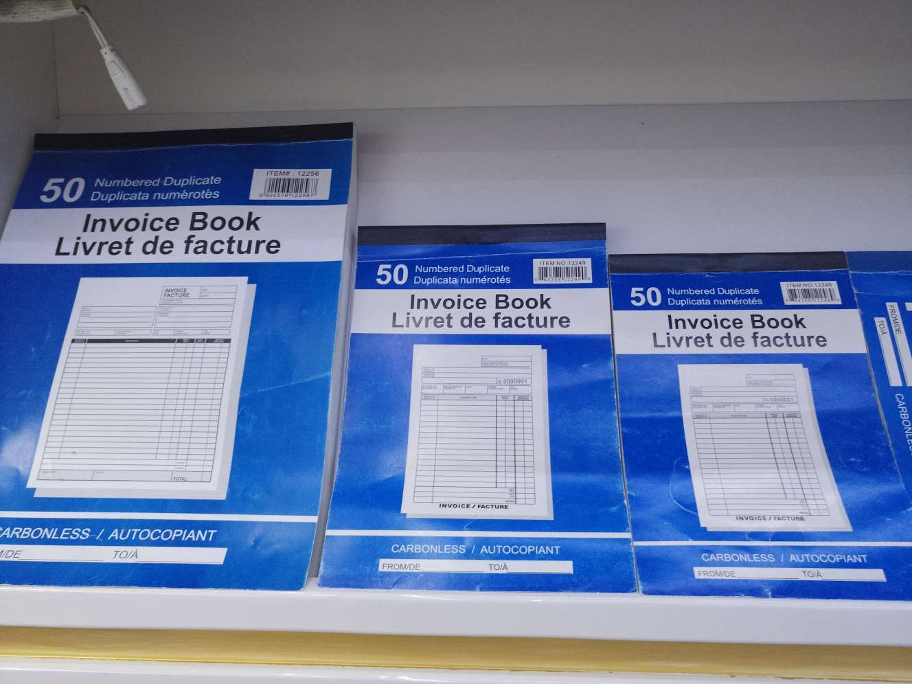 票据本 (英文版)  A4/A5/A6一套齐全
尺寸价格详询