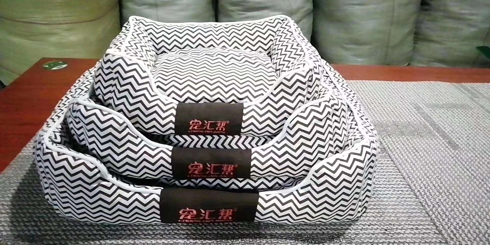 波浪纹帆布套三方窝 垫子可拆
充棉饱满 量大从优详情9