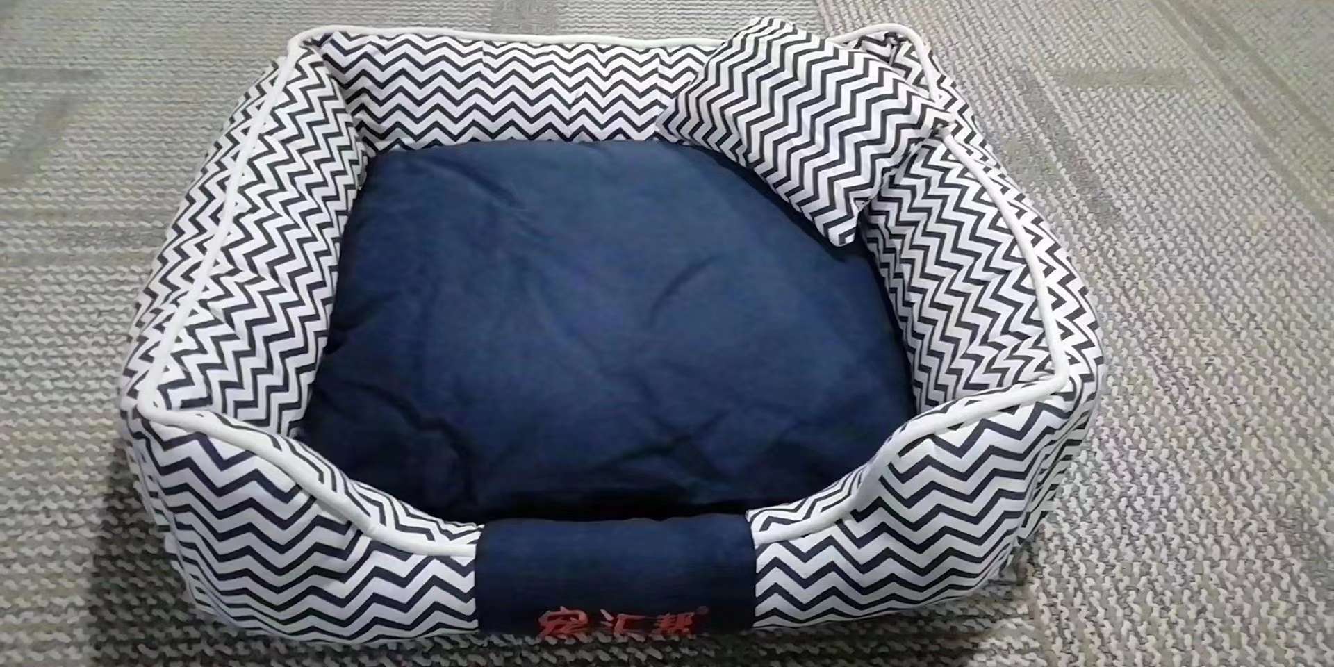波浪纹帆布套三方窝 垫子可拆
充棉饱满 量大从优详情5