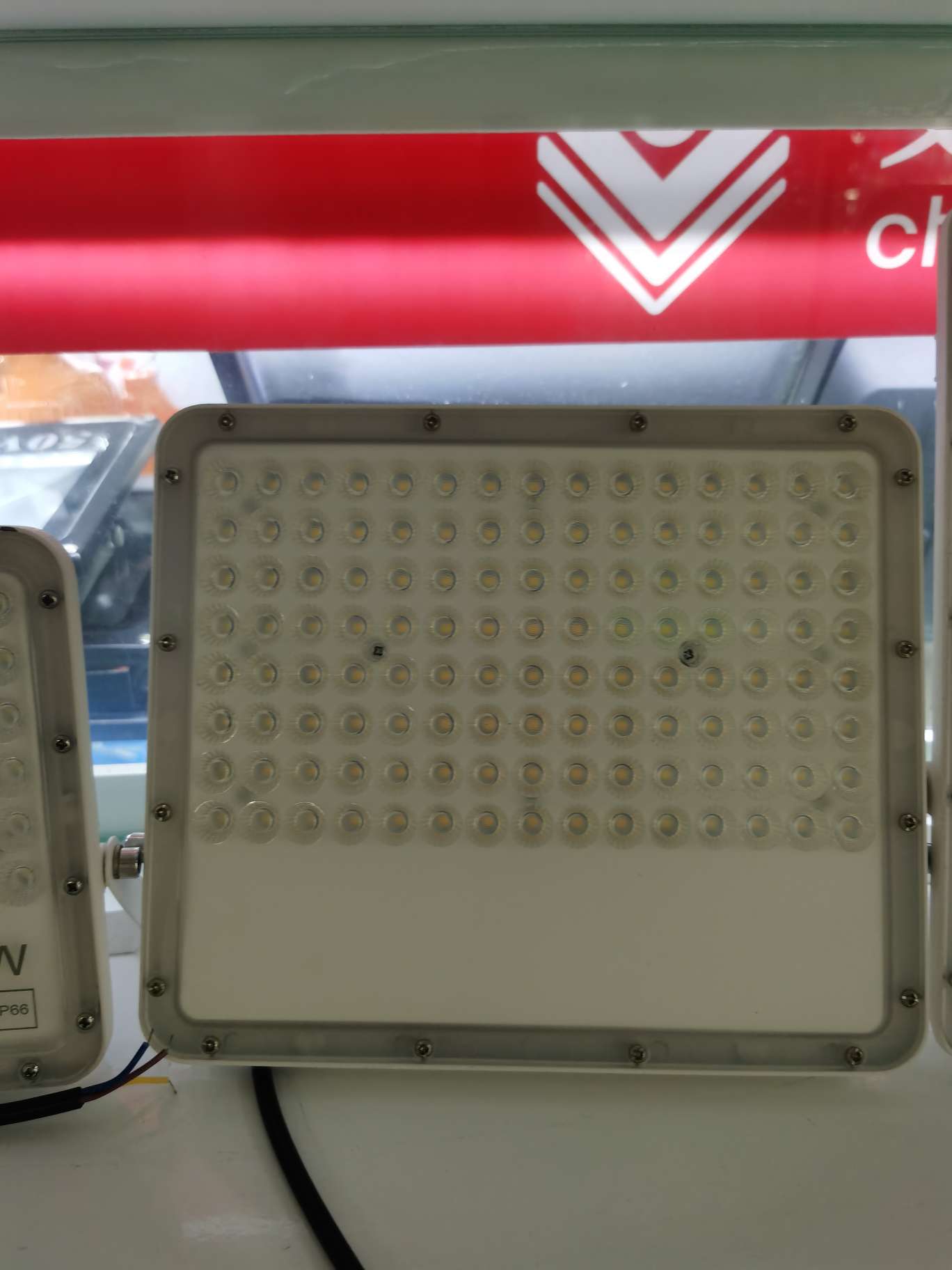 Star floodlight detail image 2