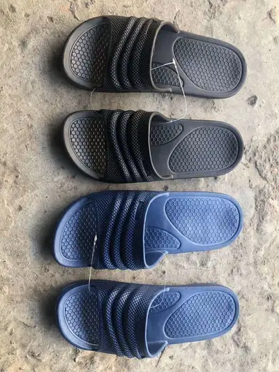 Men's Flip-Flops Are Non-Slip And Durable