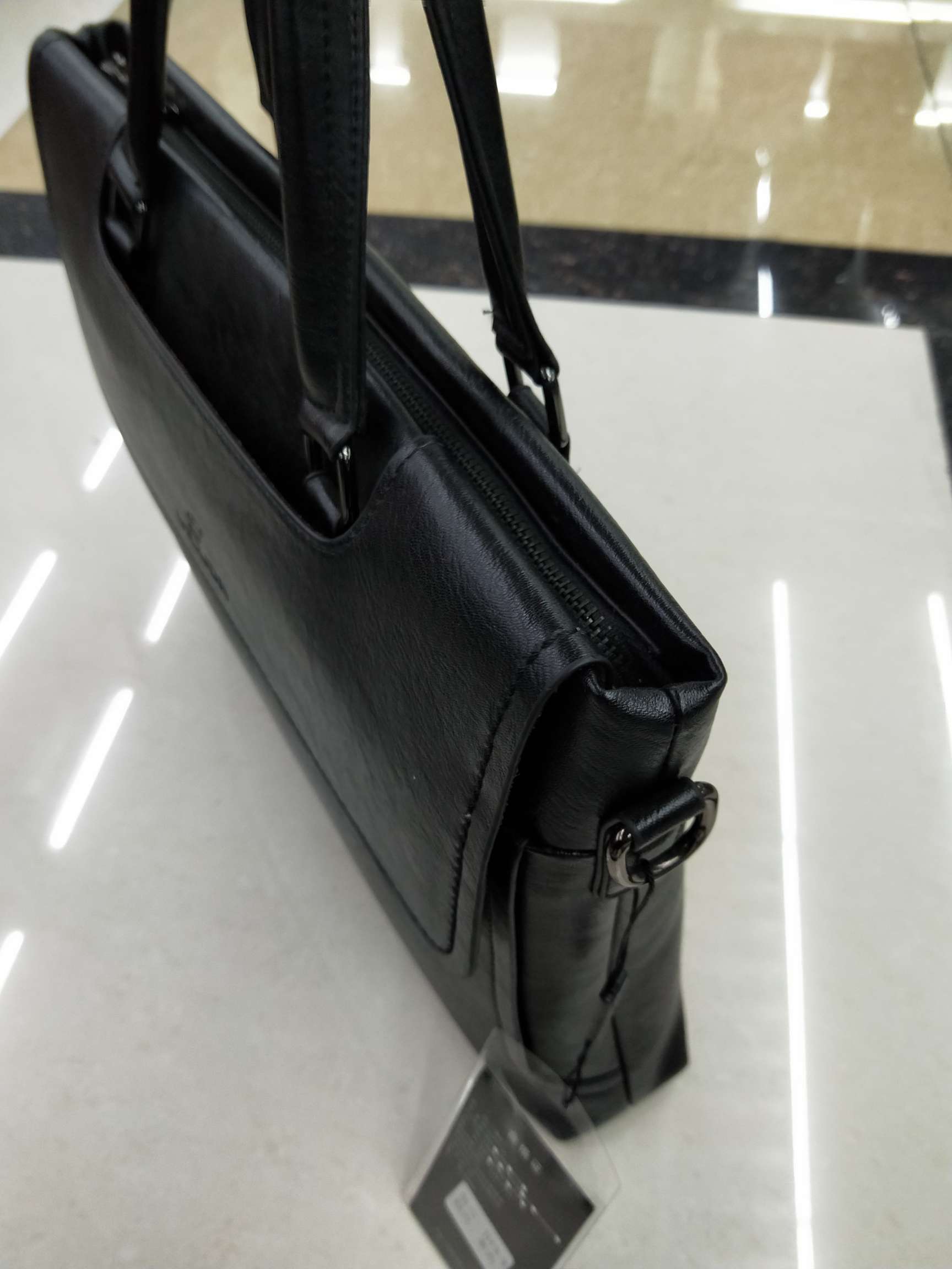 男士公文包产品图