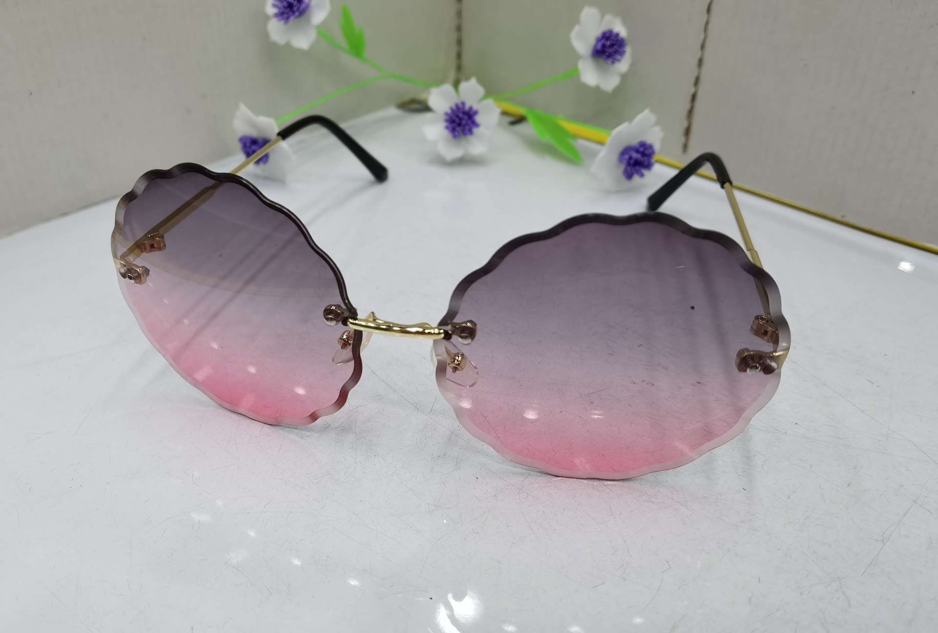 FP9002 pairs of 2020 in-stock sunglasses, Korean-style popular sunshade glasses, fashionable large-frame same type UV protection sunglasses, polygonal sunglasses, trendy retro fashion sunglasses, radiation-proof glasses details Picture
