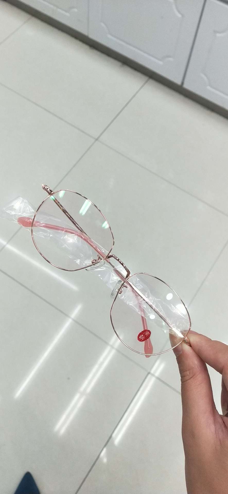 镜框镜片都可以配度数