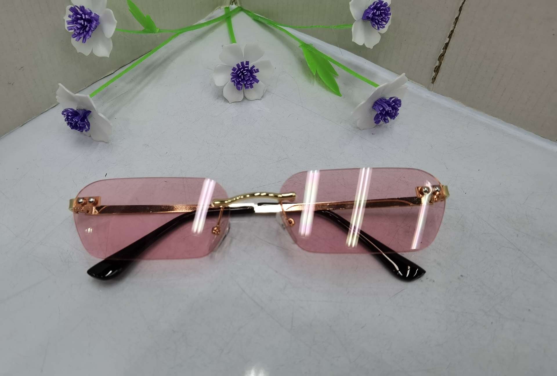 FP9090 2020 in-stock cool street style quirky sunglasses, Korean-style internet-famous sunshade glasses, fashionable UV protection sunglasses, polygonal sunglasses, trendy retro fashion sunglasses, radiation-proof glasses detail image 4