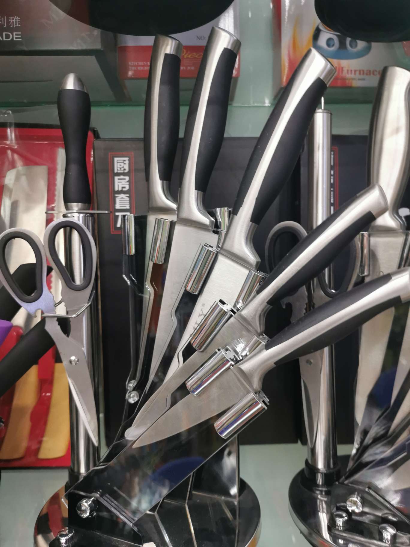 Knife set, 8 thumbnail