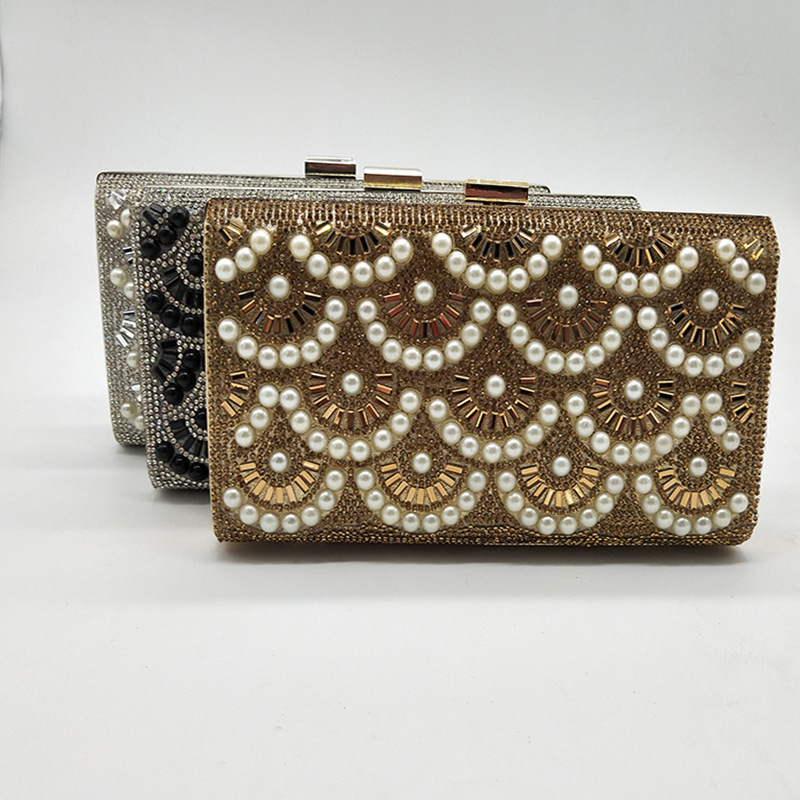 厂家直销2018新款韩版时尚珍珠镶钻手拿小包百搭链条斜跨包女