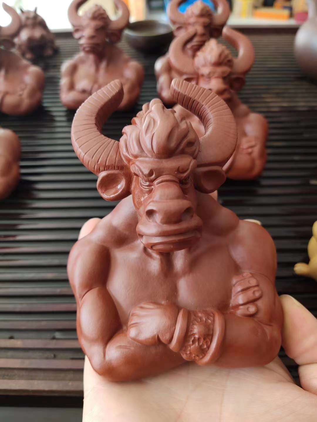 紫砂茶宠摆件牛魔王详情图6