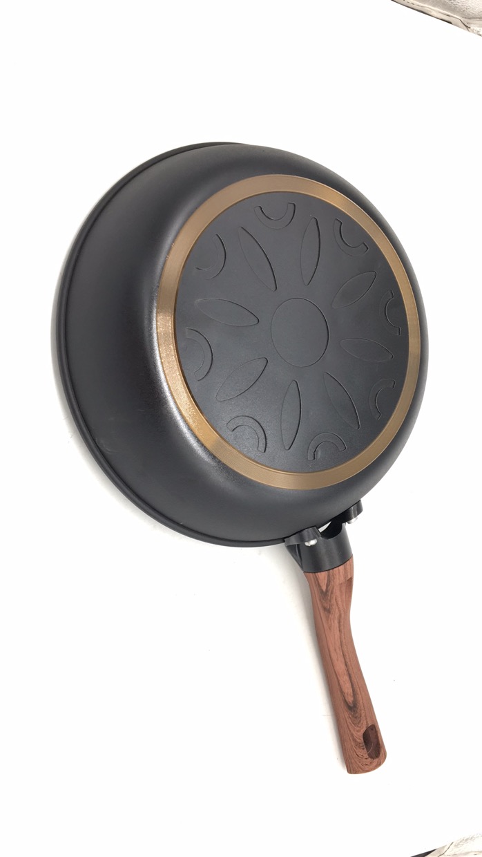 A 26cm frying pan details Picture
