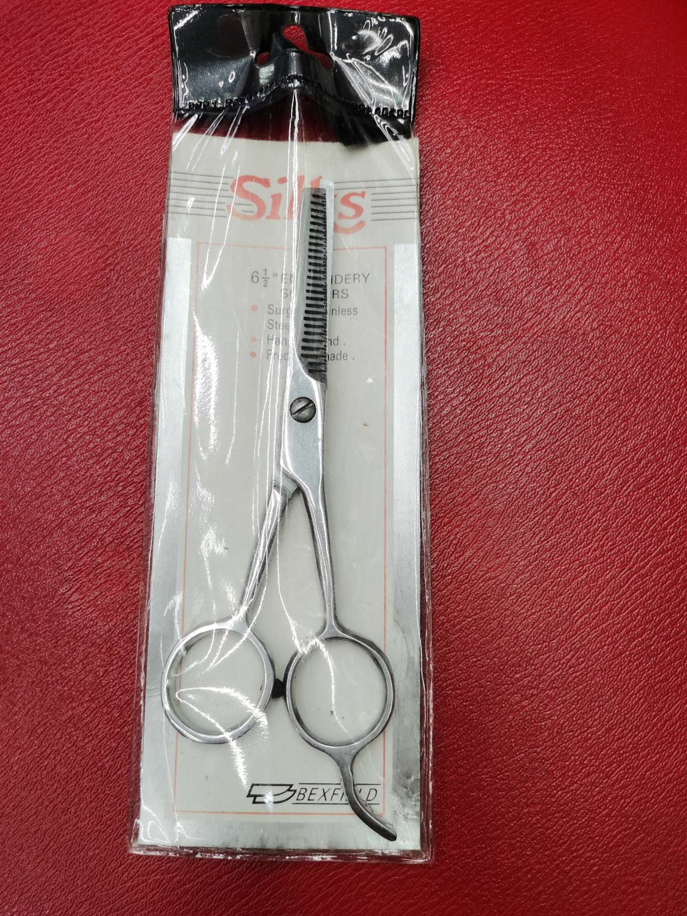 6 "haircuts with teeth thumbnail