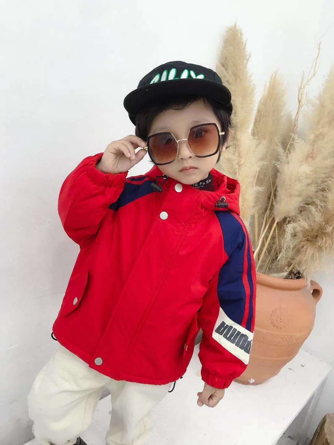 Cotton-padded clothes for children thumbnail