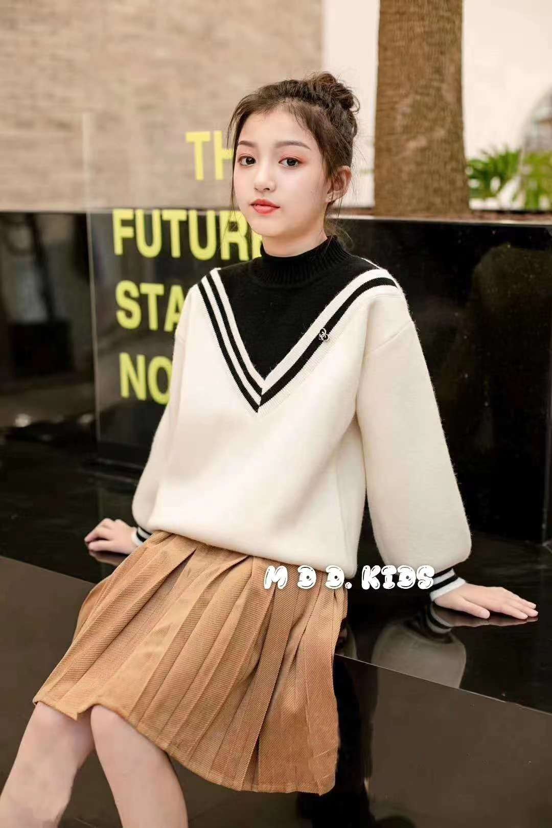 The best of the best sweaters for girls thumbnail