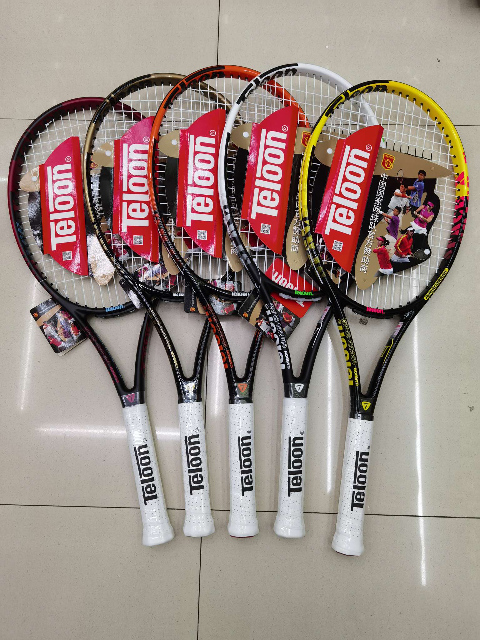 高档训练网球拍、全碳素网球拍产品图