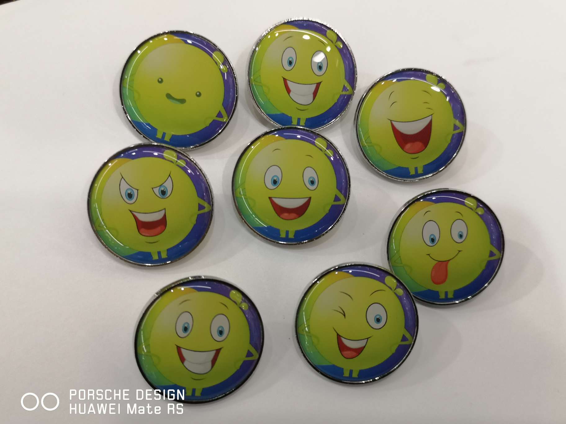 Metal badges, name badges, rubber-coated smiling face badges detail image 1