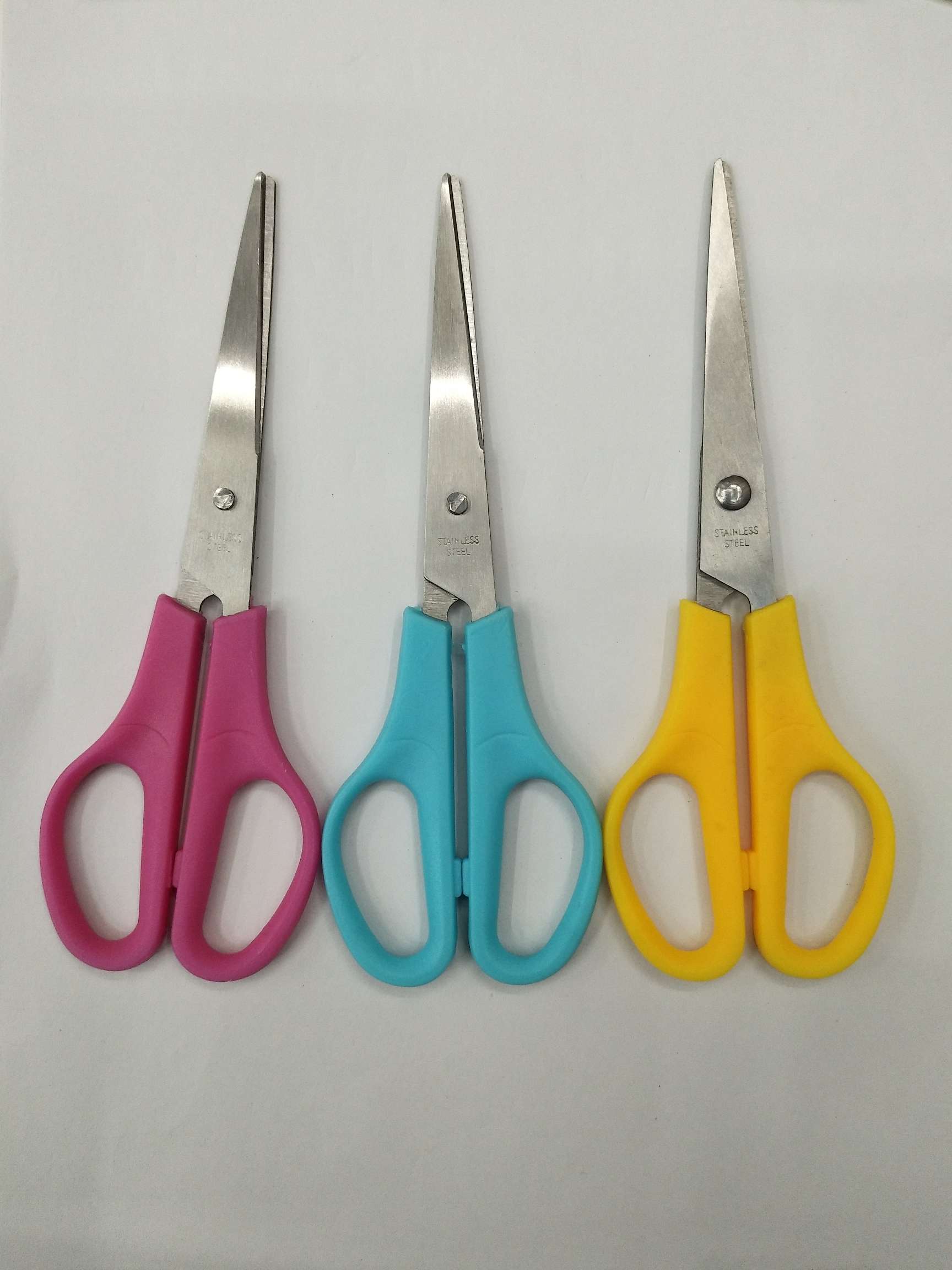 Scissors 328 large A scissors Application Scenario
