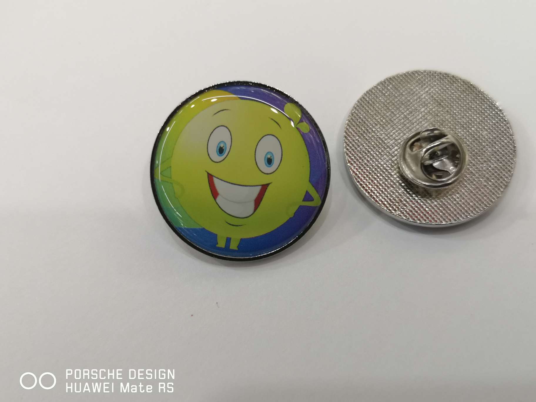 Metal badges, name badges, rubber-coated smiling face badges detail image 18