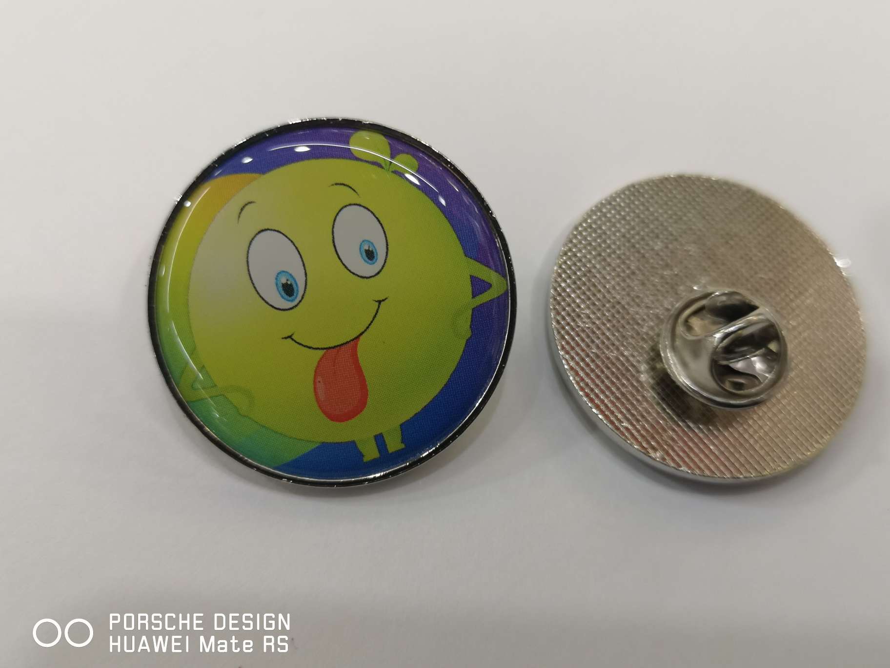 Metal badges, name badges, rubber-coated smiling face badges detail image 11