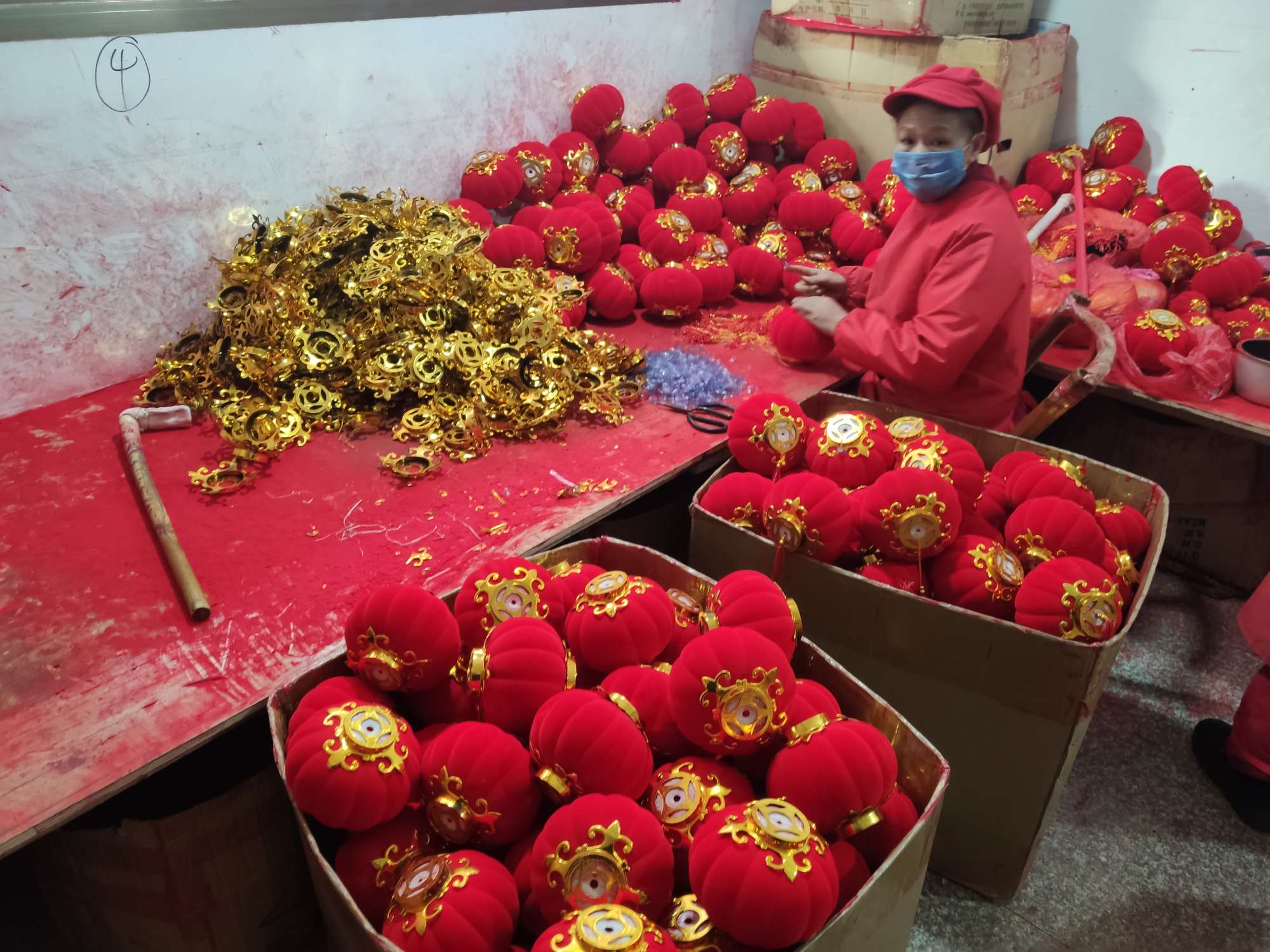 植绒灯笼 装饰灯笼 吸式小灯笼  3# 4# 5# 6# 进红商城详情图7