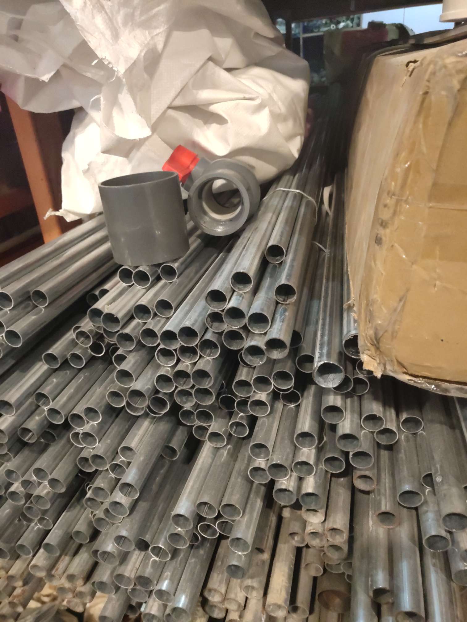 JDG electrical conduit specification: 20, 2.8 per meter