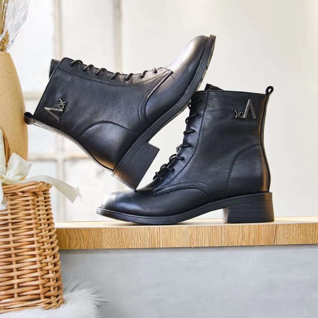 Fashion Band Martin boots thumbnail