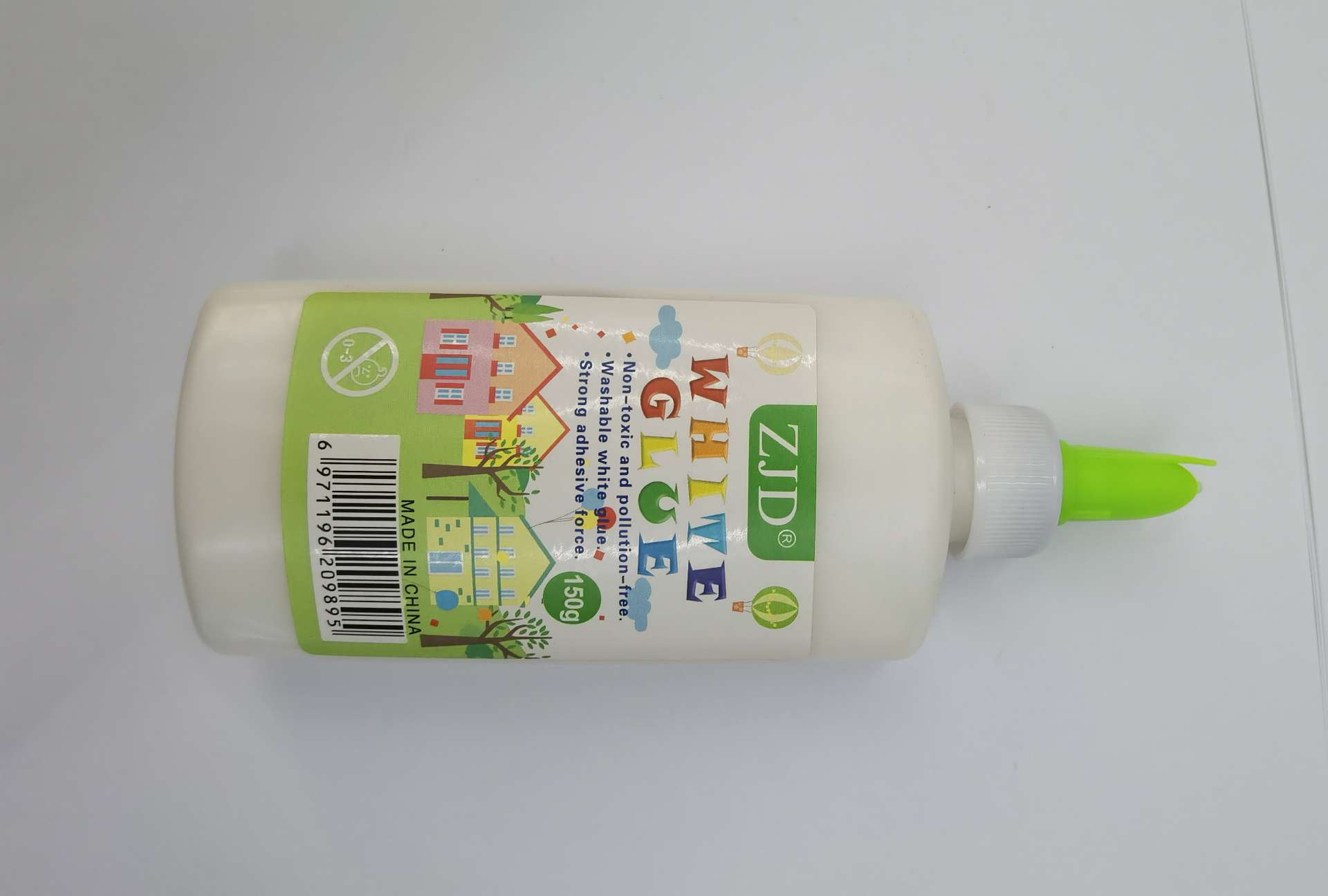 固体胶、胶水实物图