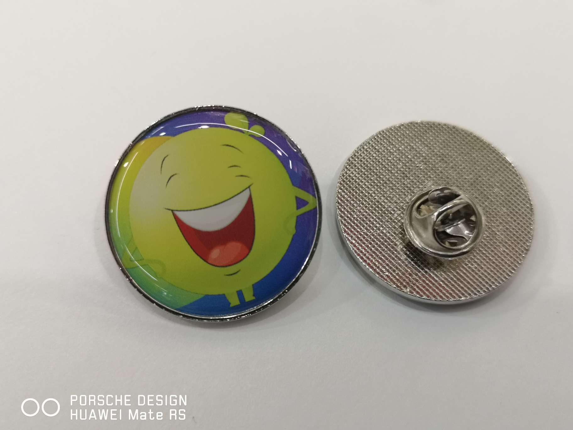 Metal badges, name badges, rubber-coated smiling face badges detail image 12