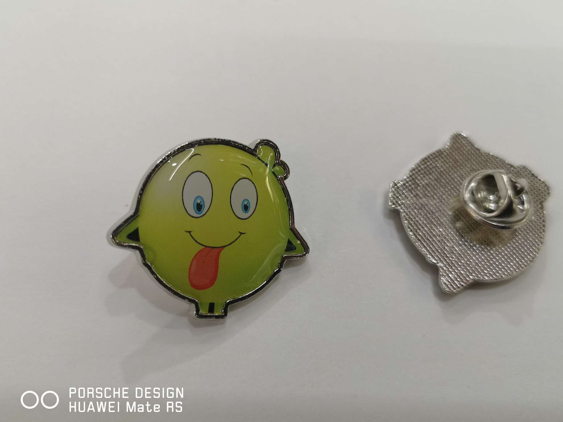 Metal badges, name badges, rubber-coated smiling face badges detail image 15