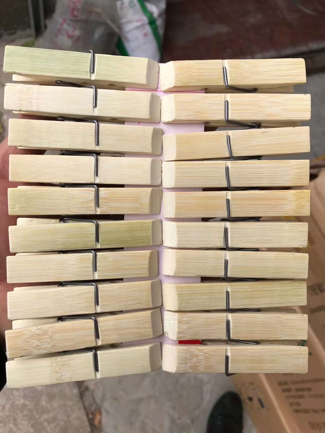 衣服夹子/墙纸/扫把簸箕套装/木纹泡沫垫/一次性奶茶杯细节图