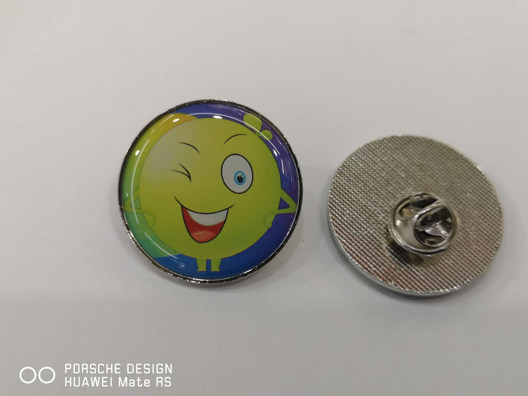 Metal badges, name badges, rubber-coated smiling face badges detail image 13