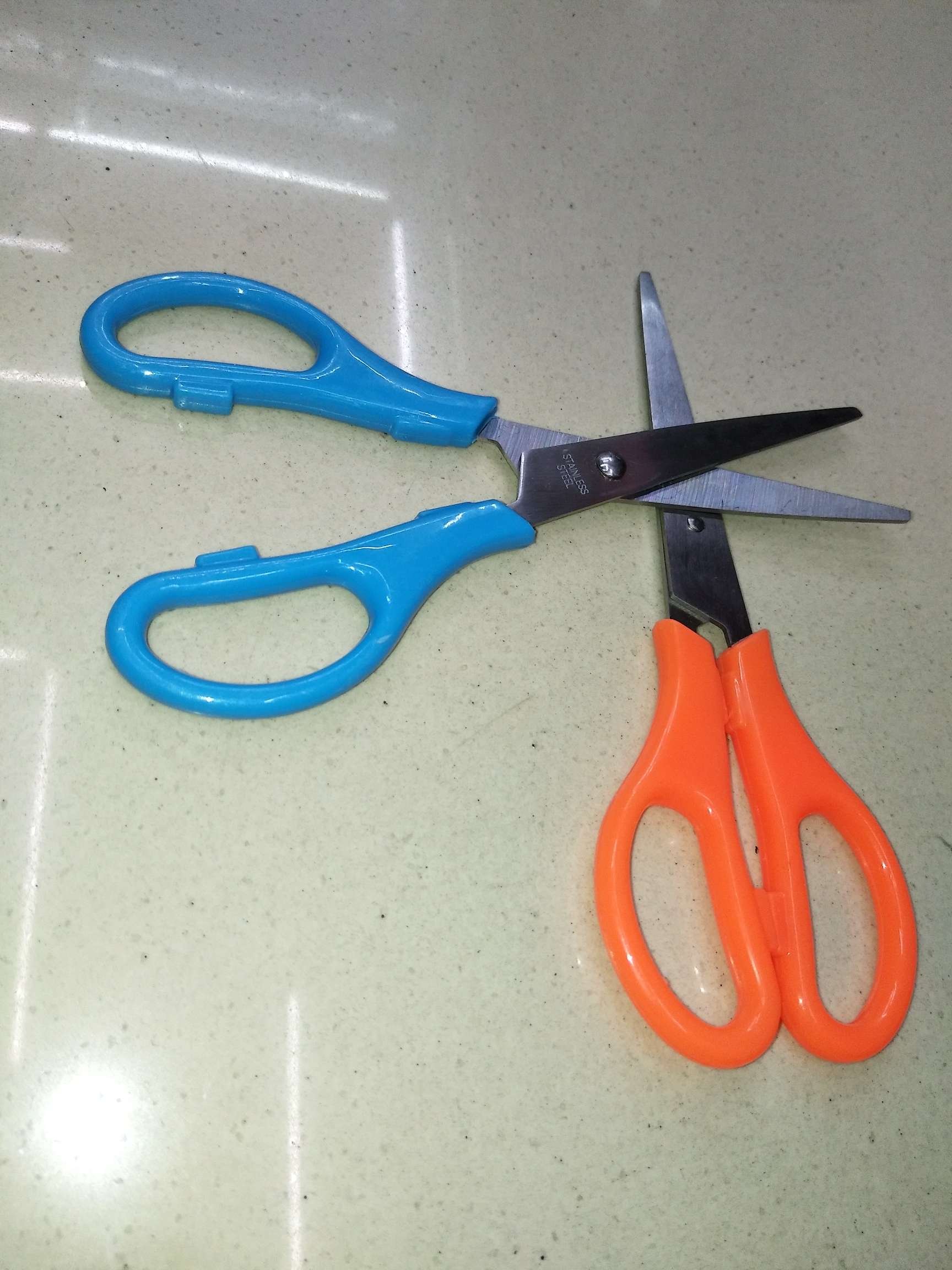 Learn scissors, stationery scissors, student scissors, hand scissors, office scissors, household scissors Application Scenario