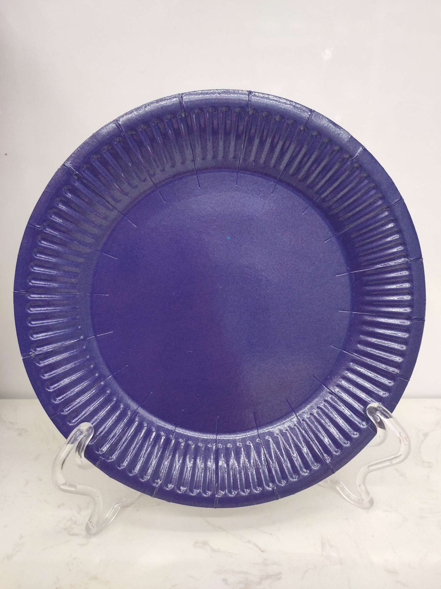 9寸深蓝色纸盘23㎝   
节日生日用品，儿童DIY手工制作，装饰