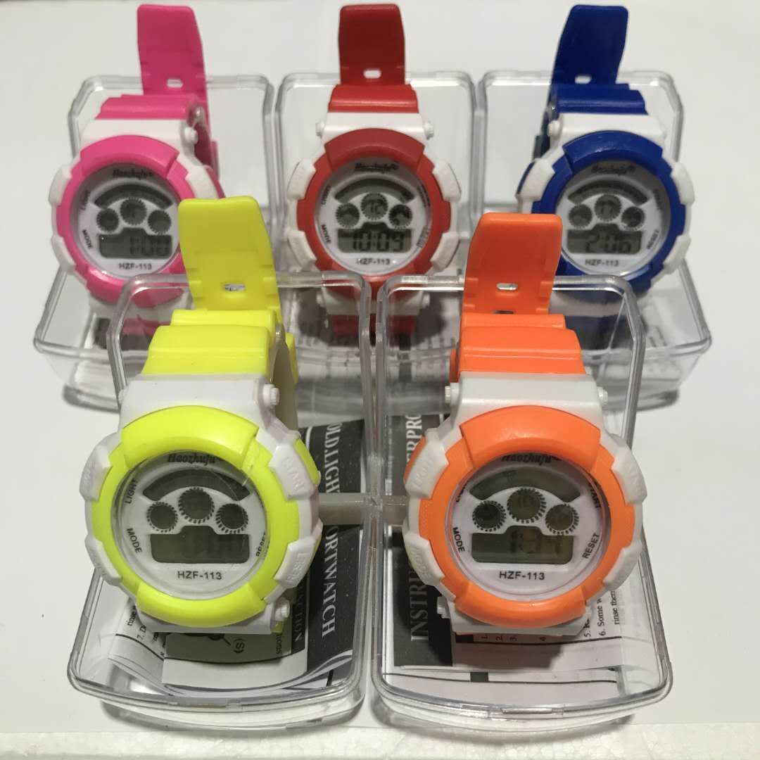 The electronic watch is colorful detail image 6