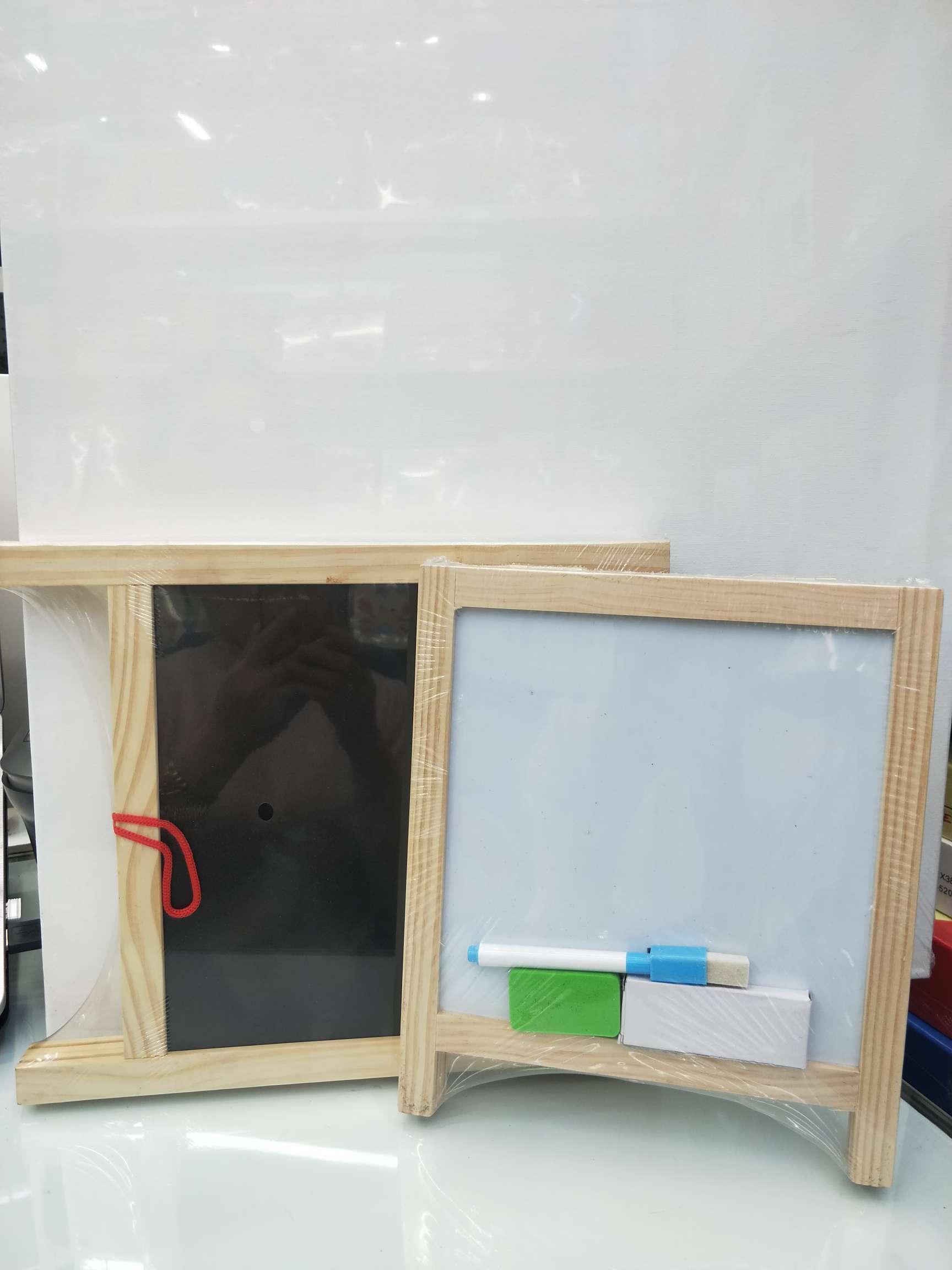 软木板照片墙家用留言板幼儿园主题软木背景照片墙办公桌面便签墙创意广告栏图钉软木板毛毡板墙贴展示板细节图