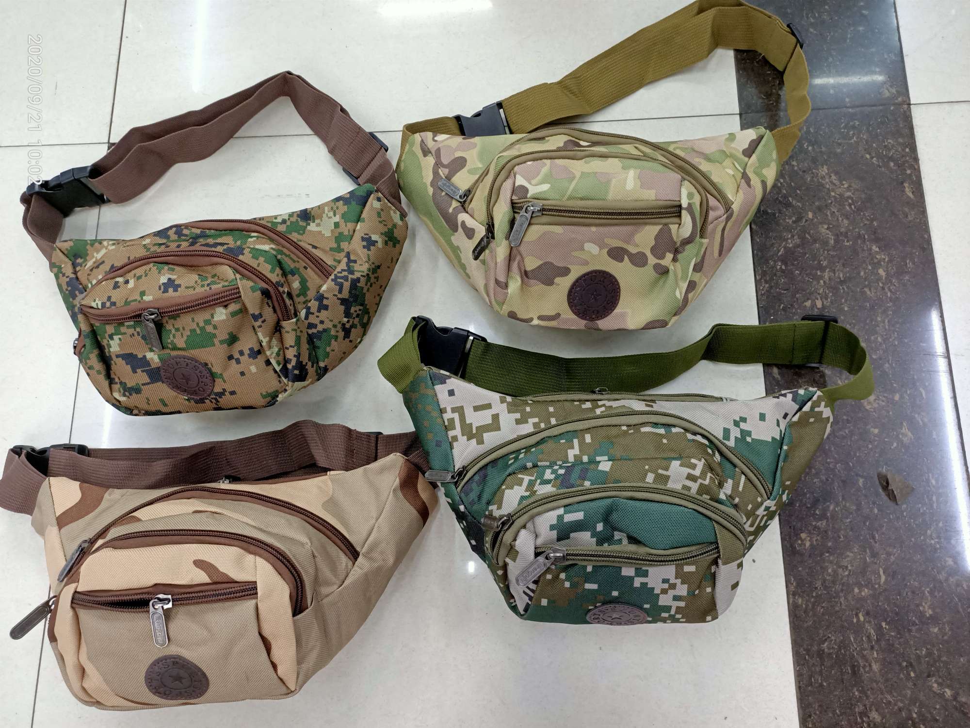 迷彩多功能运动腰包详情图1